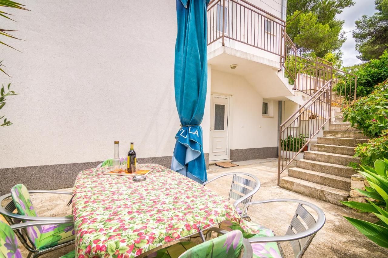 Cheap Apartment Tanja Trogir Buitenkant foto