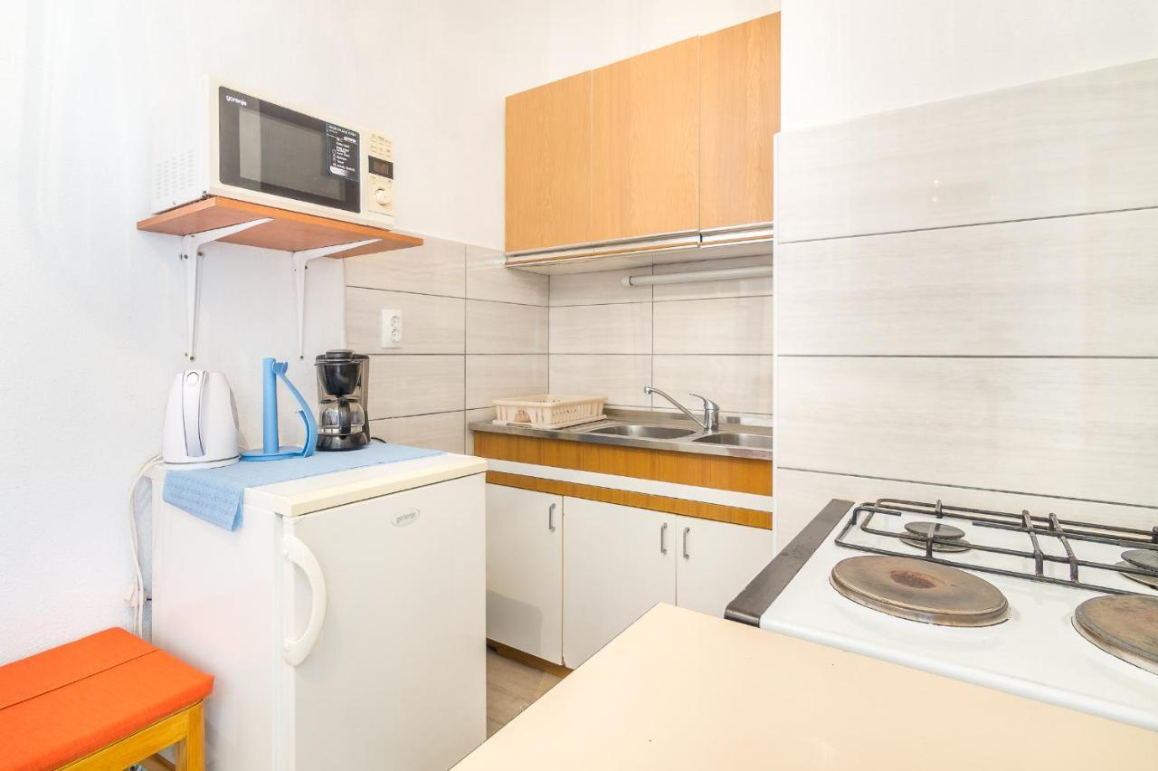 Cheap Apartment Tanja Trogir Buitenkant foto