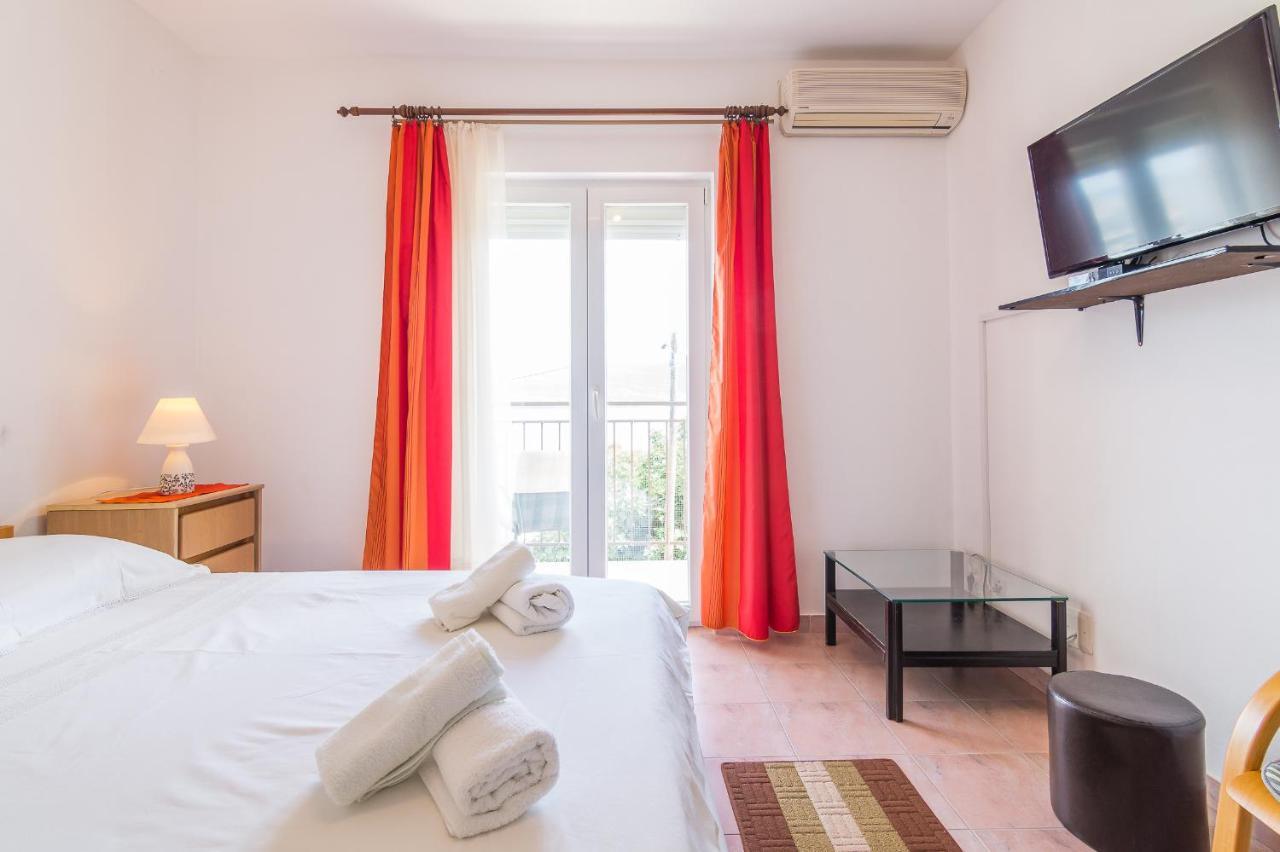 Cheap Apartment Tanja Trogir Buitenkant foto