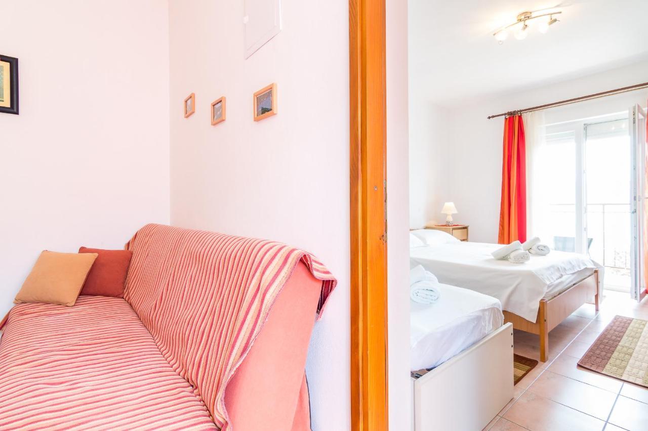Cheap Apartment Tanja Trogir Buitenkant foto