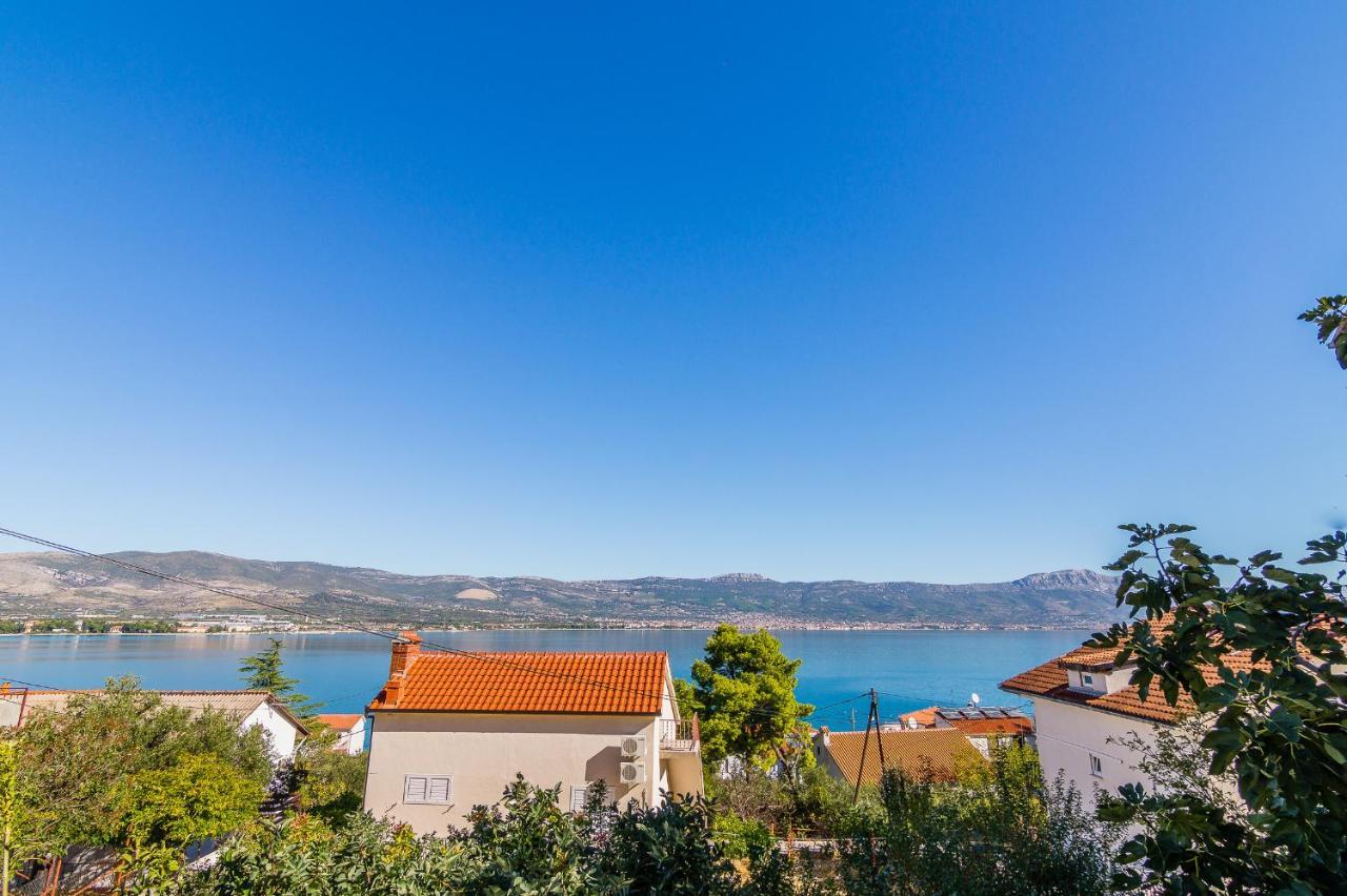 Cheap Apartment Tanja Trogir Buitenkant foto