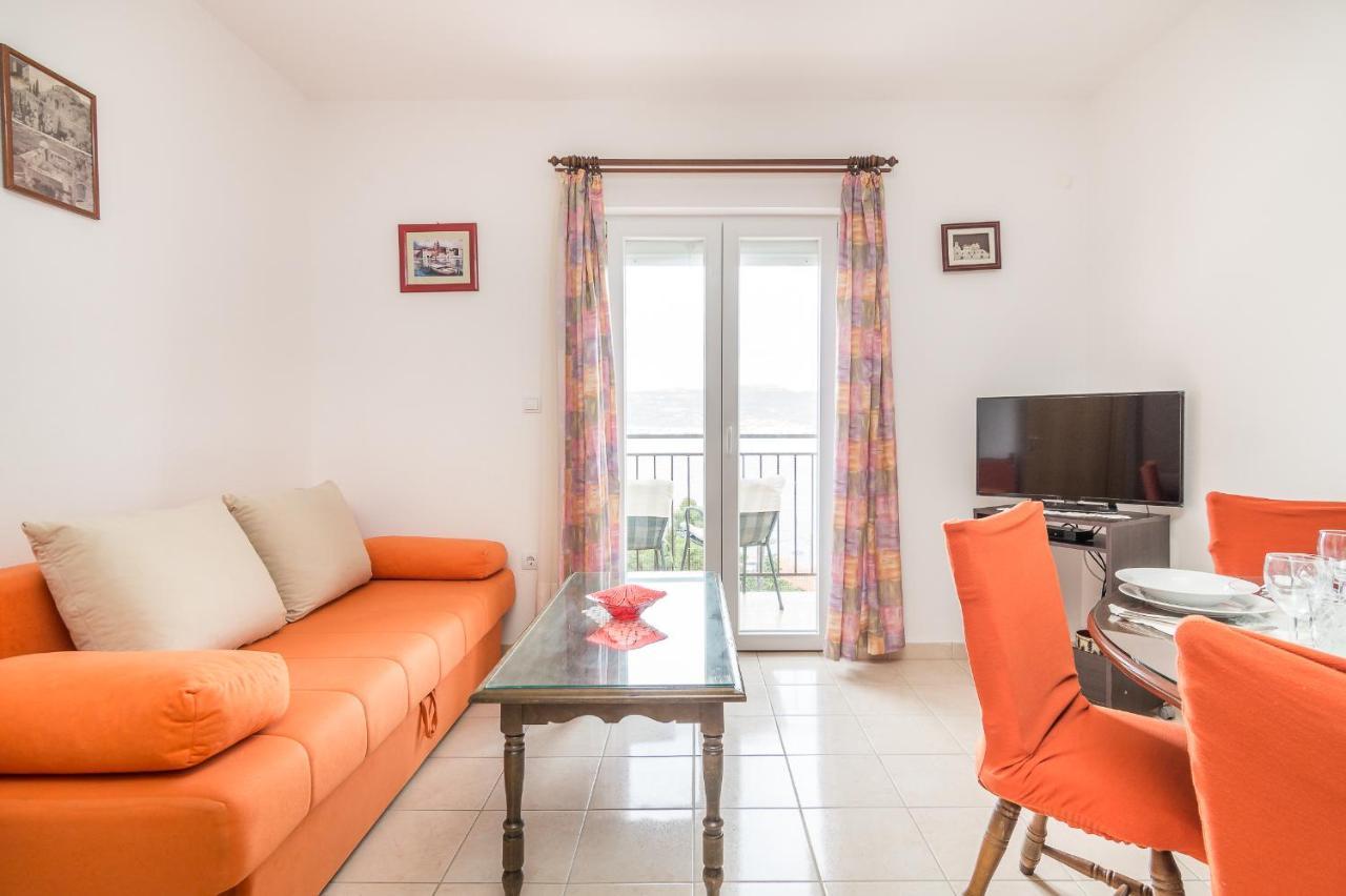Cheap Apartment Tanja Trogir Buitenkant foto